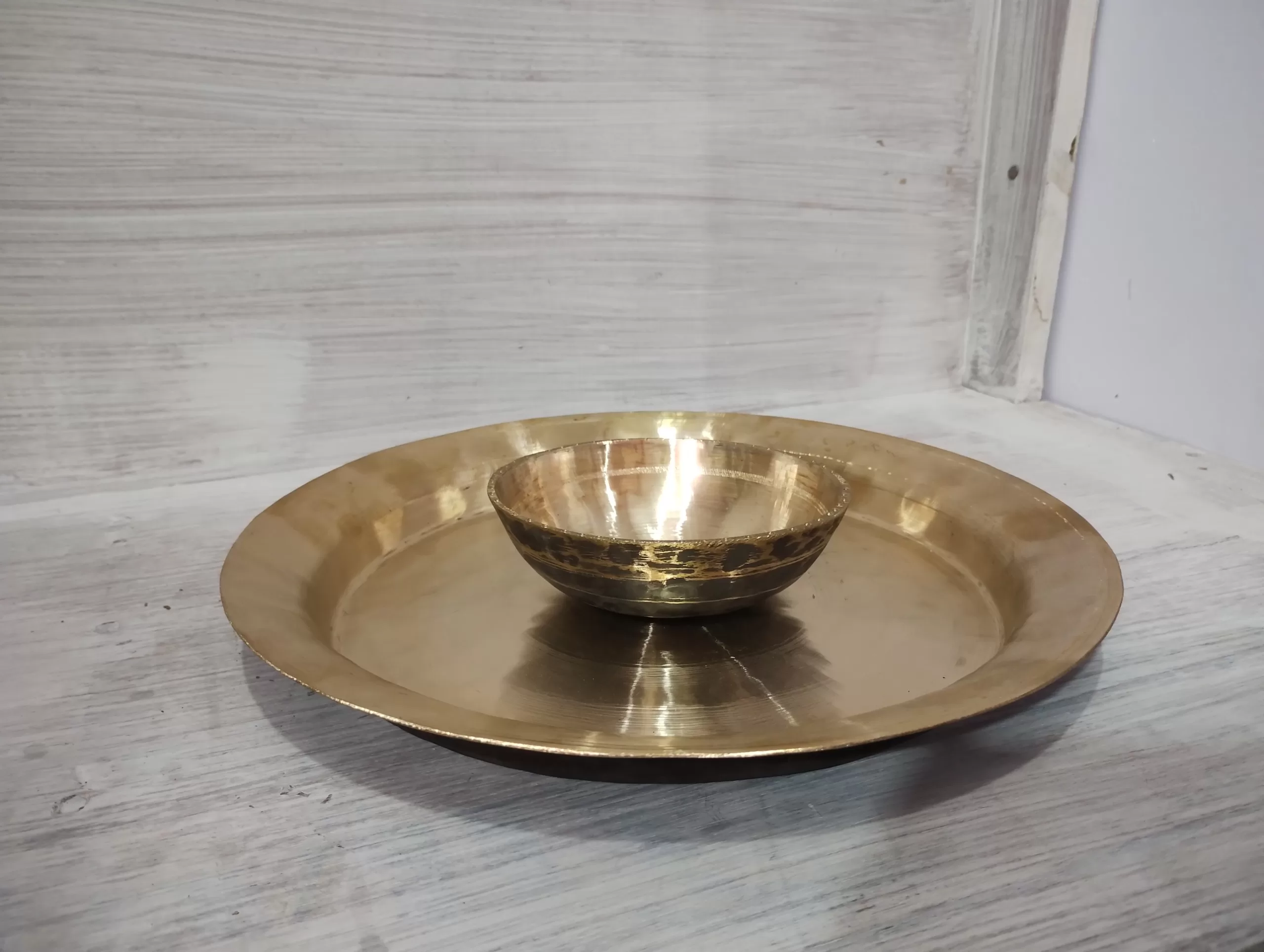 Bell Metal Plates simple Design