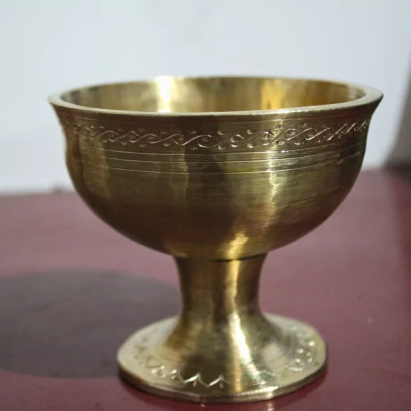 Designed Handmade Banbati Bronze made (Bell Metal Standing Bowl)