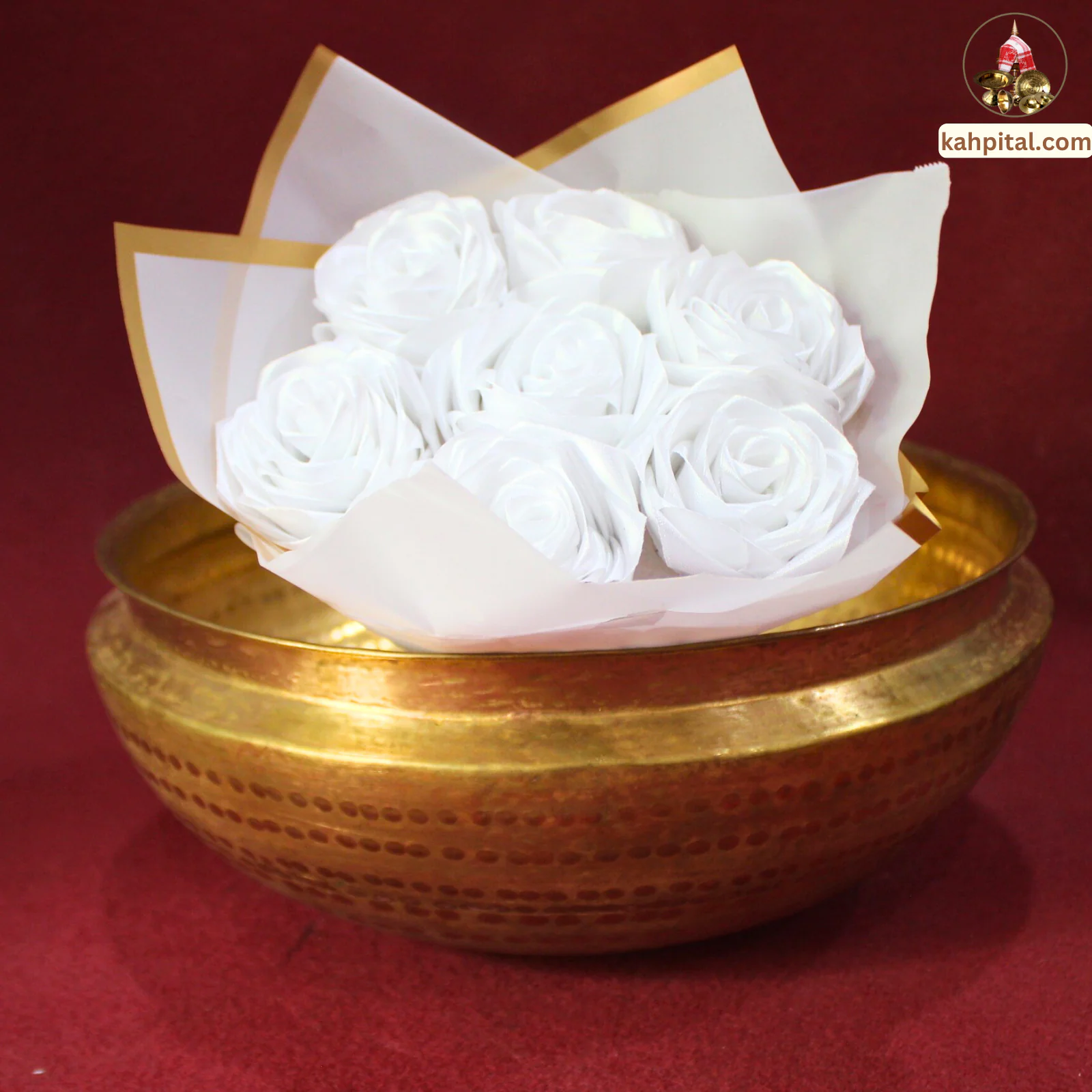 Blooming Uruli Set, Brass Uruli with Rose Bouquet for Home Decor & Gifting - Image 2