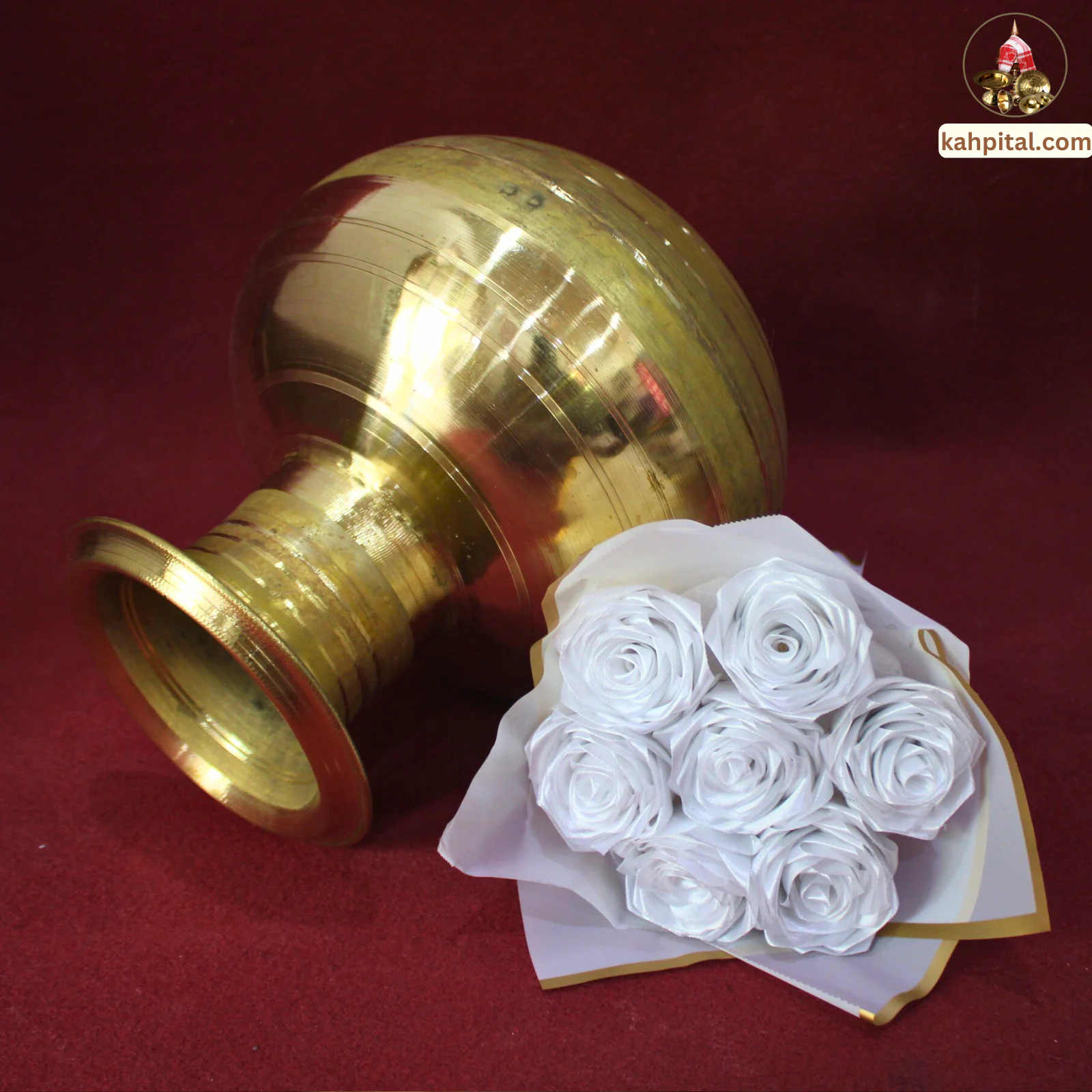 Metal Vase with Artificial White Rose Bouquet for Home Decor
