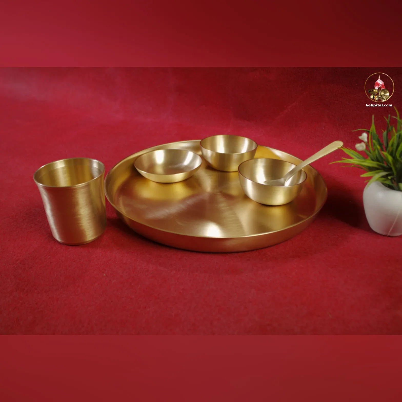KahPital Arogya Premium Handmade Kansa Dinner Set – Traditional Elegance with Ayurvedic Benefits -Pallav Design (Curved Rim)